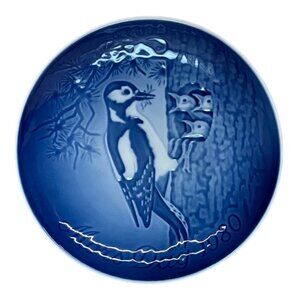 B & G Bing & Grondahl Copenhagen 1980 Woodpecker & Babies Mors Mother's Day Plat